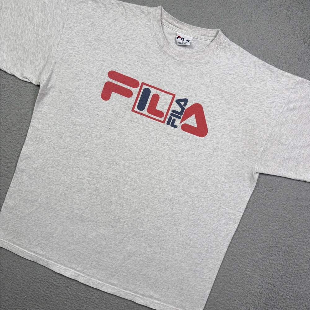 Vintage 90s FILA T-shirt
